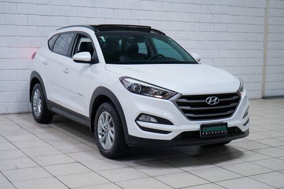 HYUNDAI TUCSON 1.6 16V T-GDI GASOLINA GLS ECOSHIFT HYUNDAI TUCSON 1.6 16V T-GDI GASOLINA GLS ECOSHIFT